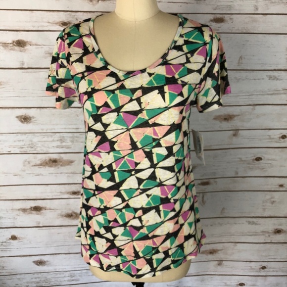 LuLaRoe Tops - LuLaRoe Geometric Print Classic T Top